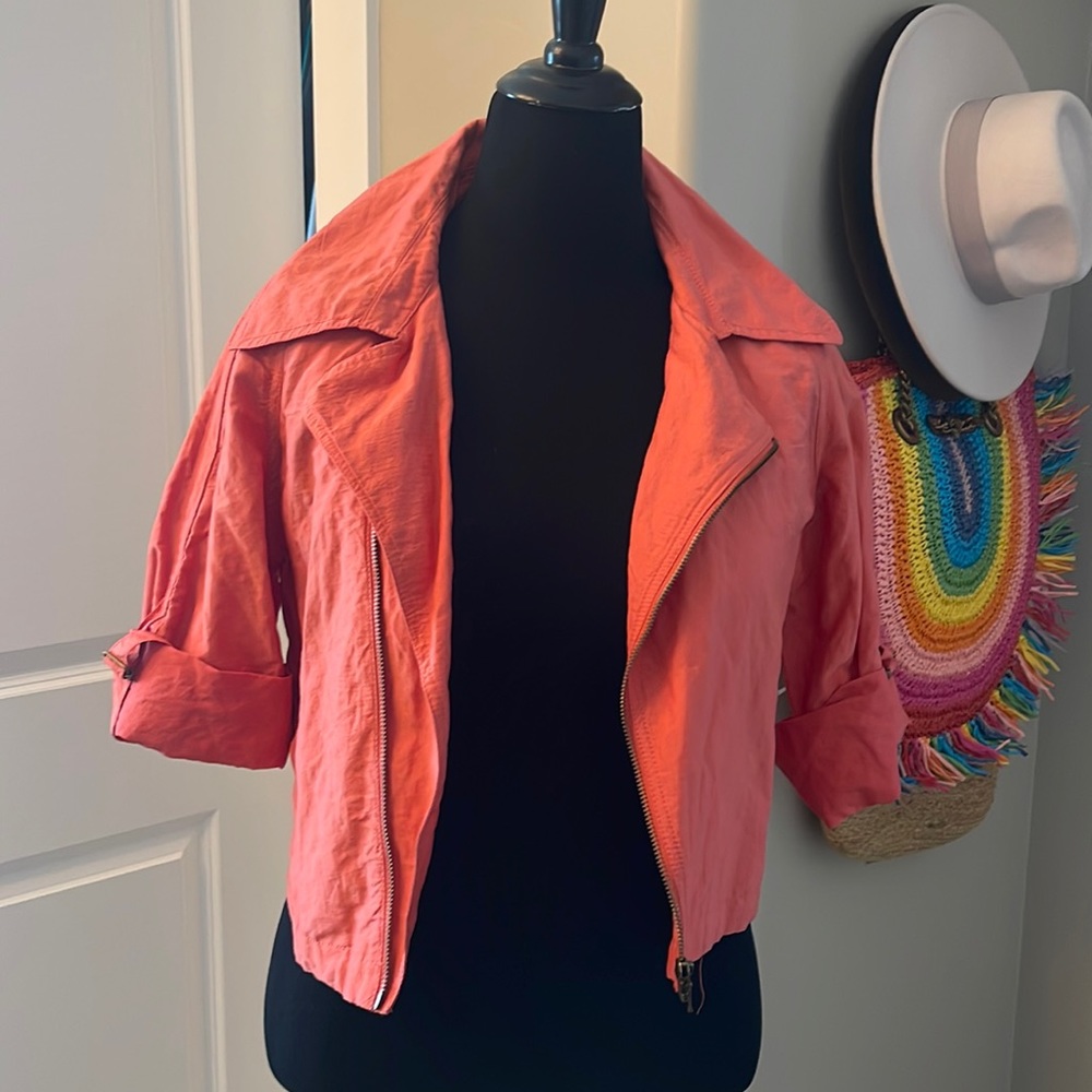 ✌️ for 20! CAbi Spring Jacket Cropped